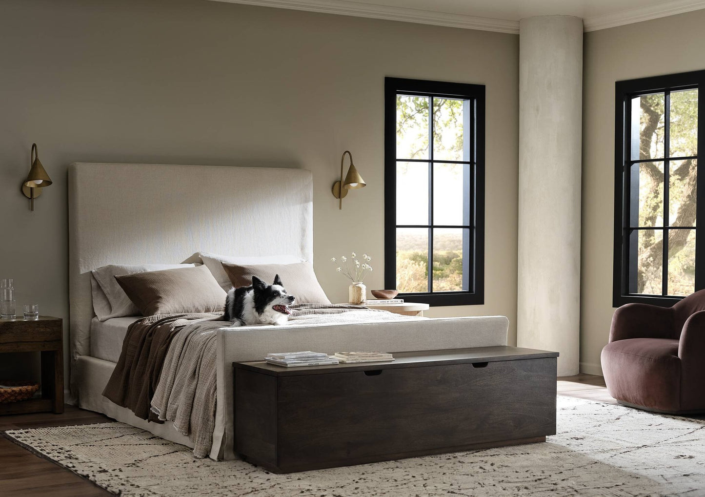 OPEN BOX - Daphne Queen Slipcover Bed - Brussels Natural