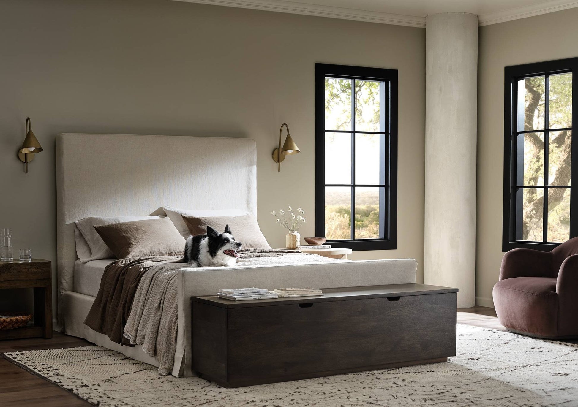 OPEN BOX - Daphne Queen Slipcover Bed - Brussels Natural