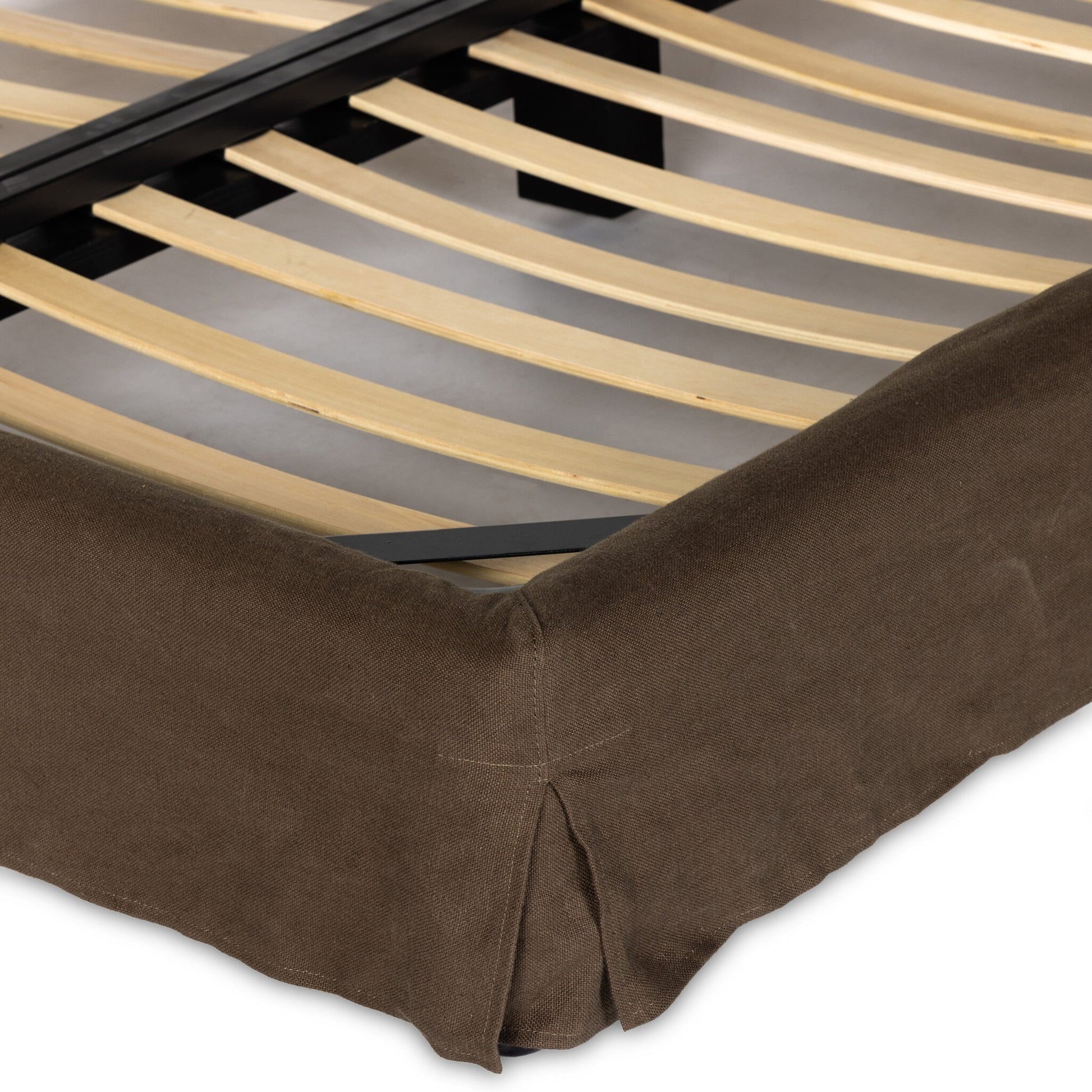 OPEN BOX - Aidan Queen Slipcover Bed - Brussels Coffee